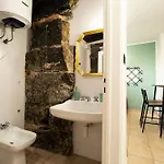 アパート Casa Del Borgo ジェノヴァ